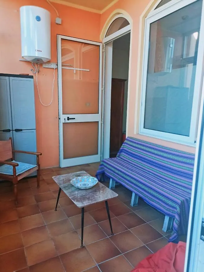 Holiday home Da Frenz E Margaret Villa Donigala Fenughedu